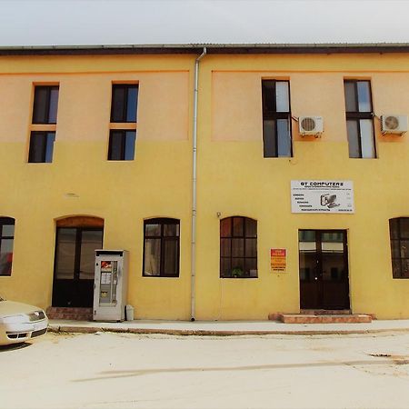 فندق House For Guests And Friends سفيشتوف المظهر الخارجي الصورة