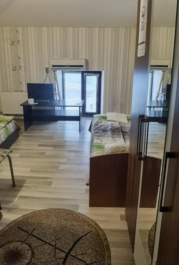 فندق House For Guests And Friends سفيشتوف المظهر الخارجي الصورة