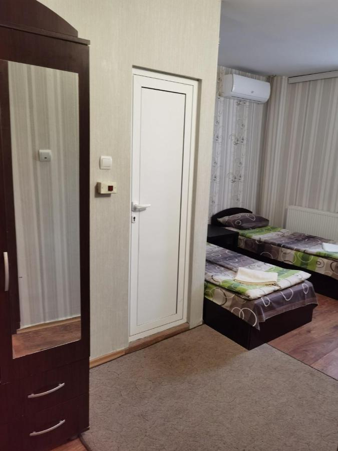 فندق House For Guests And Friends سفيشتوف المظهر الخارجي الصورة