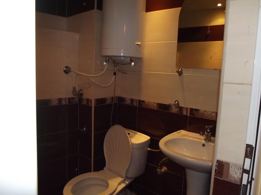 فندق House For Guests And Friends سفيشتوف المظهر الخارجي الصورة